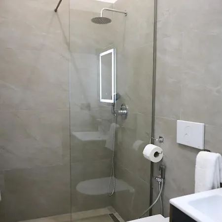 Kamsi Hotel 5*
