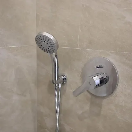 Kamsi 5* Berat