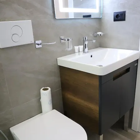 Kamsi Hotel 5*